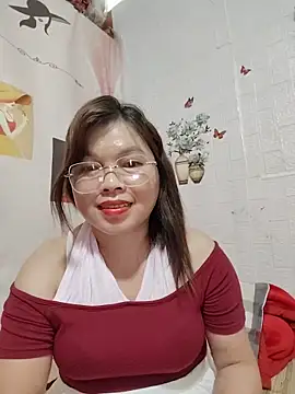 Cover-baa's Live XXX Chat