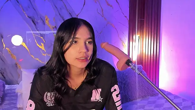 Emmiicute 라이브 XXX 채팅
