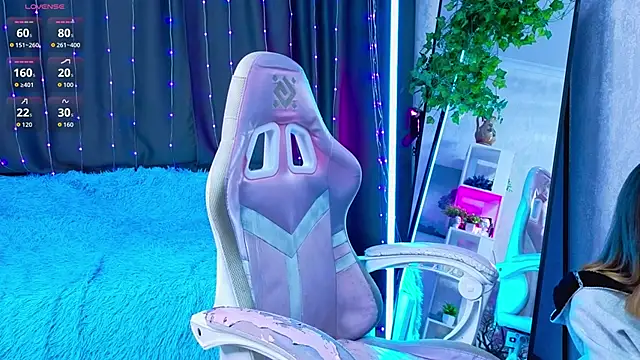 ChristiaHorde Adlı Modelin Canlı XXX Sohbeti
