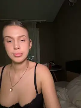 Vaelvix Adlı Modelin Canlı XXX Sohbeti