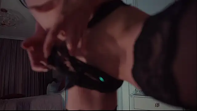XXX chat uživo modela MilaDYstarlight