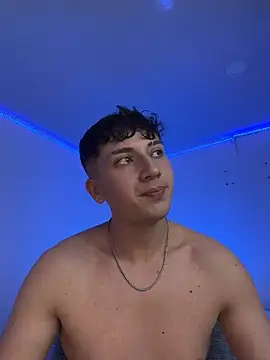 OLIVER_K Chat XXX live