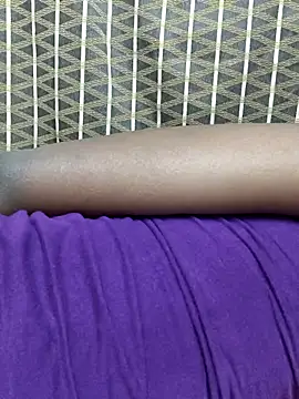 Honey_rosetamil's Live XXX Chat