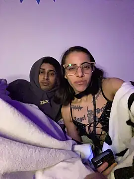 Poison_Ivy_29's Live XXX Chat
