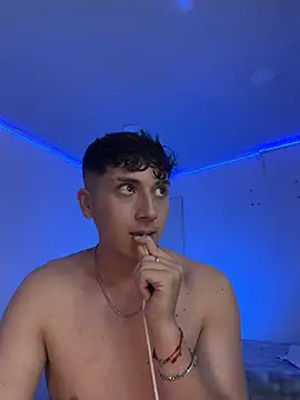 Chat +18 de OLIVER_K ao vivo