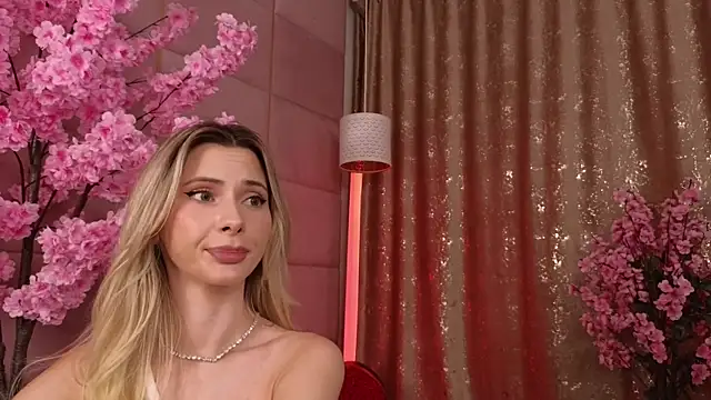 Elliblue Chat XXX in diretta