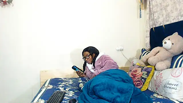 veronica1xxx's Live XXX Chat