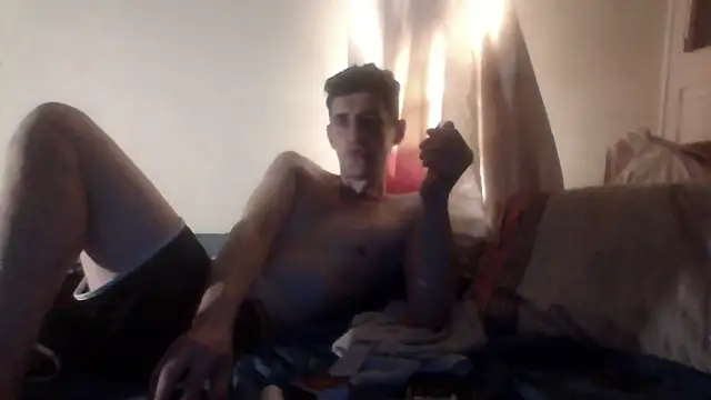 MON_PETIT_CHATn Webbikameraesitys