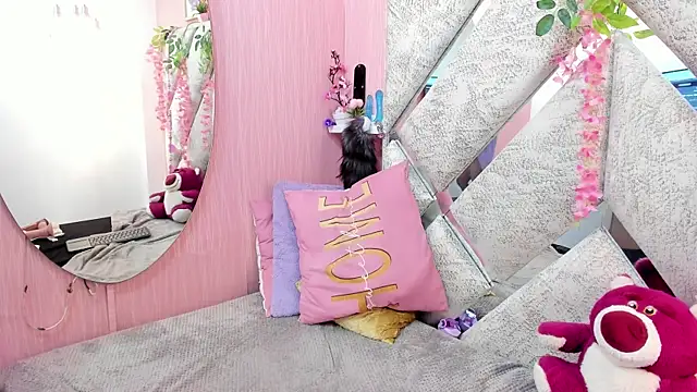 Lunakellerr Adlı Modelin Canlı XXX Sohbeti