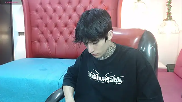 Cry_therealn Live XXX chat
