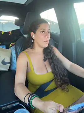 Chat +18 de Bigbuttbrooklynn ao vivo