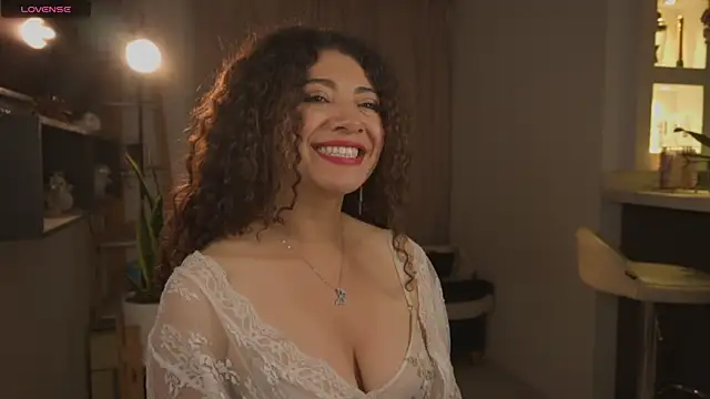valeria_rosses 라이브 XXX 채팅