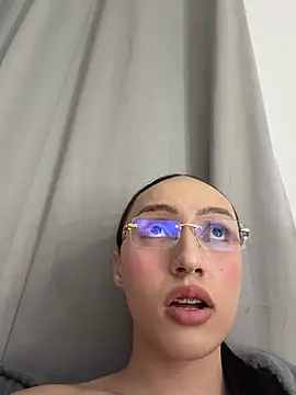 Im_lauritaa 라이브 XXX 채팅