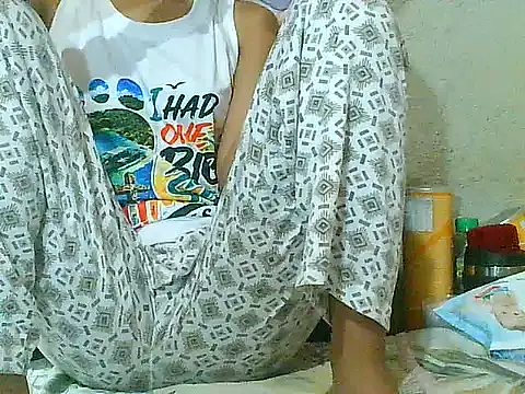 Онлайн чат XXX PinaySkinnyGirl