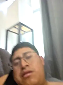 lopic Chat XXX live