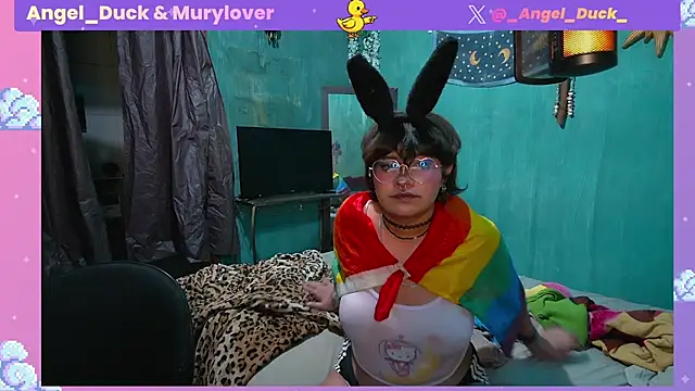 Angel_Duck লাইভ XXX চ্যাট
