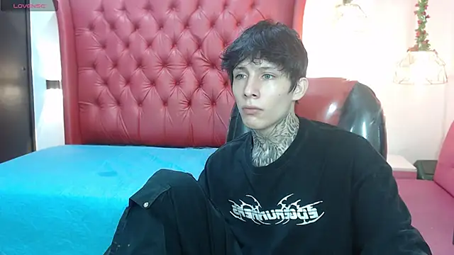 Chat +18 de Cry_thereal ao vivo