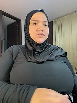 צ'אט XXX בשידור חי של sweetmuslim01