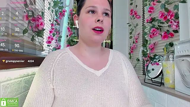Chat +18 de VelvetAlisa ao vivo