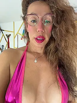 YOURSDEBORA Live XXX-Chat