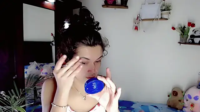 NathalialLooes Chat XXX live