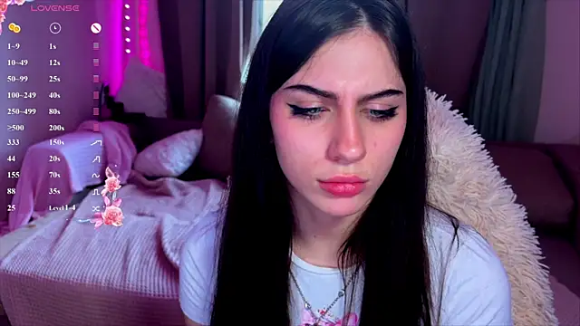 luna_dreamxx's Live XXX Chat