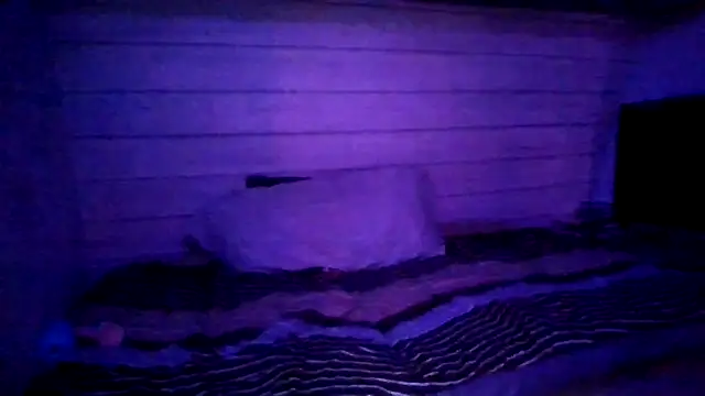 ThisGuy42o's Live XXX Chat