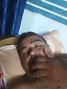 Show modela deshilnd na web-kameri