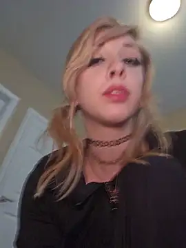 AmethystFoxx live XXX chat