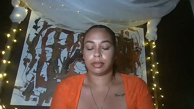 BigBootyJaydaxo Live XXX-chat