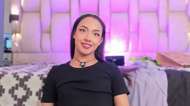 AriBloom7 Chat XXX live