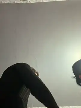 Irresistible24's Live XXX Chat