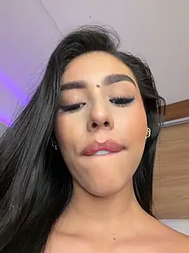 Chat XXX ao vivo de Rossie_Blooms
