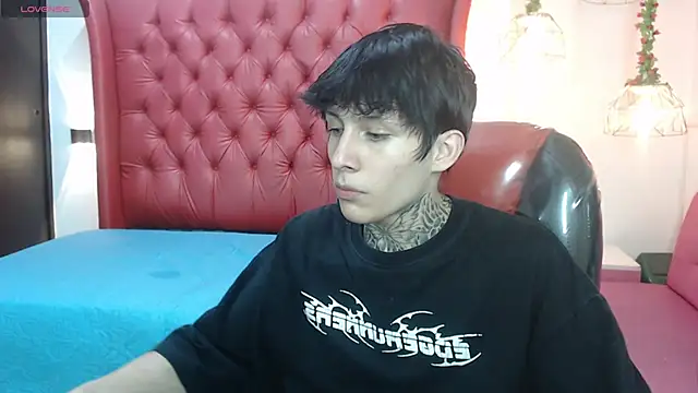 Chat XXX en directo de Cry_thereal