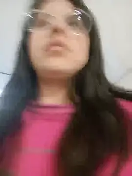 Rosyshadow Chat XXX live