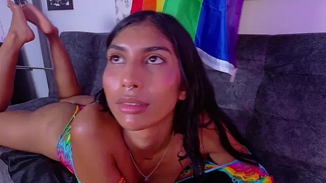 Chatroom XXX en direct de taty_miller