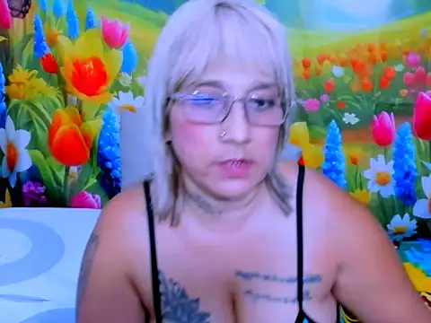 indianroxy Chat XXX in diretta