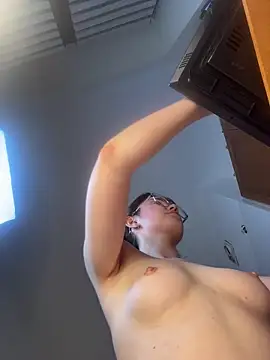 XXX chat uživo modela Veliora