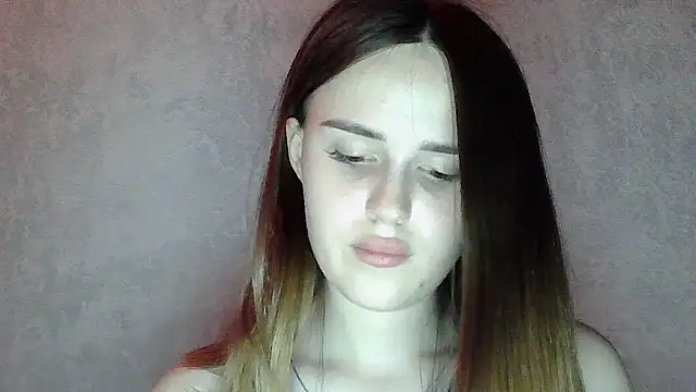 SweetLoraa's Live XXX Chat