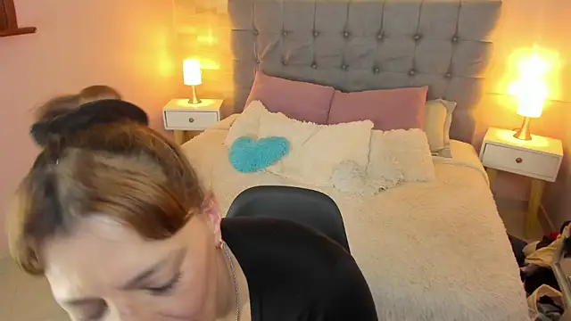 _Abril_W Live XXX-Chat