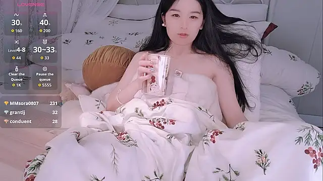 BingLin-'s Live XXX Chat