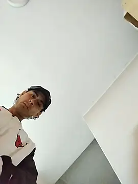 Saweetieyblacksnake Pertunjukan Webcam