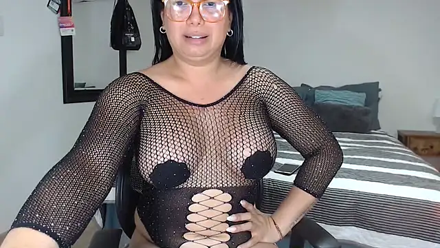 flowerdirtty's Webcam Show