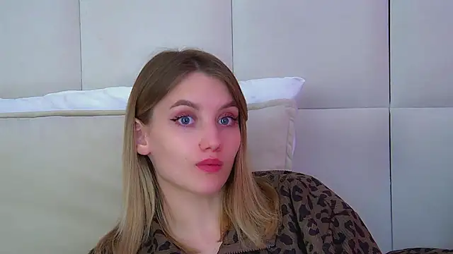 Chat +18 de StacyEvances ao vivo
