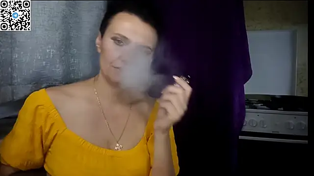 HotMamaQueen234's Live XXX Chat