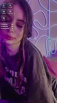 evvaavve Chat XXX live