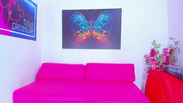 Sweet_babys69 Adlı Modelin Canlı XXX Sohbeti
