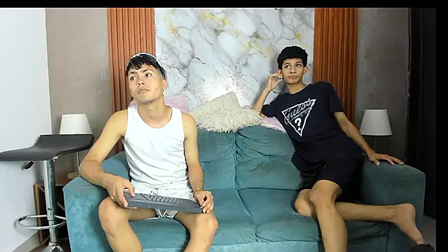 Živý XXX chat AVENGER_BOYS2026
