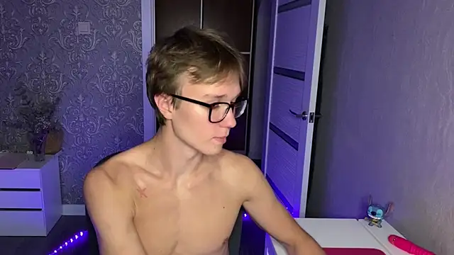 yyyyesssbbのライブXXXチャット