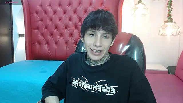 Chatroom XXX en direct de Cry_thereal